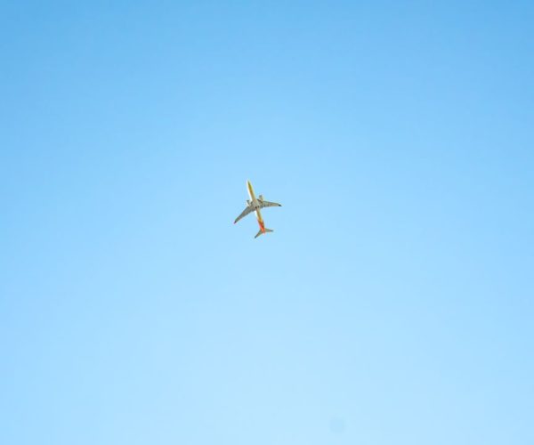 Bezpieczeństwo i gwarancje turystyczne: co zyskujesz, powierzając swój urlop profesjonalnemu biuru podróży